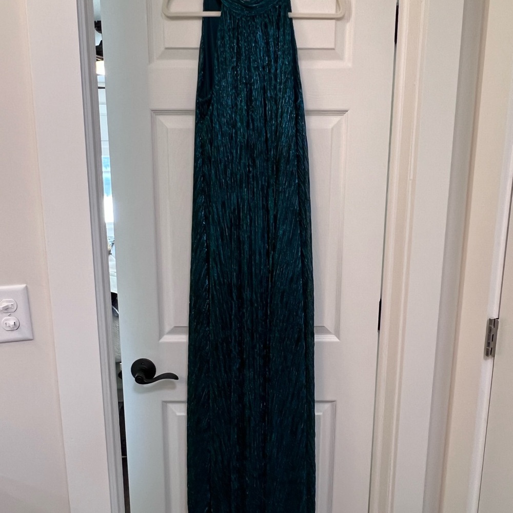 Sleeveless Teal Maxi Dress with Subtle Sheen
